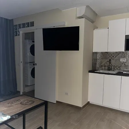 Wellhomeluxury * קטאניה