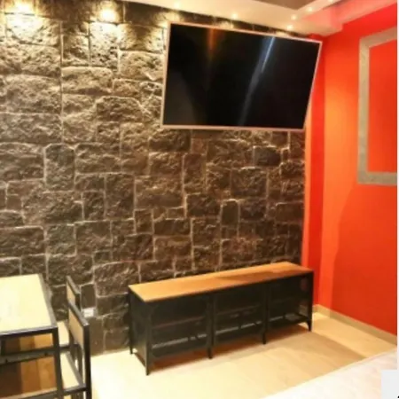 Wellhomeluxury לינה וארוחת בוקר